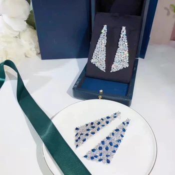 Дамски модни триъгълни обеци с цирконии оригиналната марка висококачествени бижута логото на изискан подарък